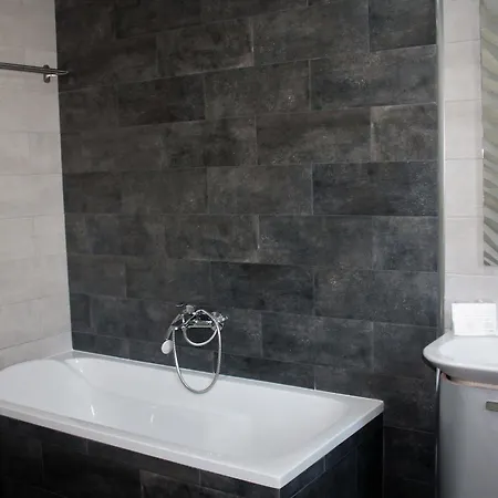 Silver Seahorse Garden Retreat Pensjonat