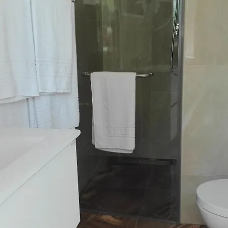 Silver Seahorse Garden Retreat Pensjonat 4*