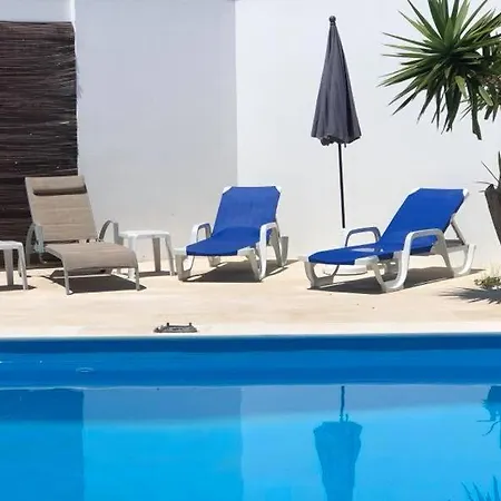 Silver Seahorse Garden Retreat Guest house